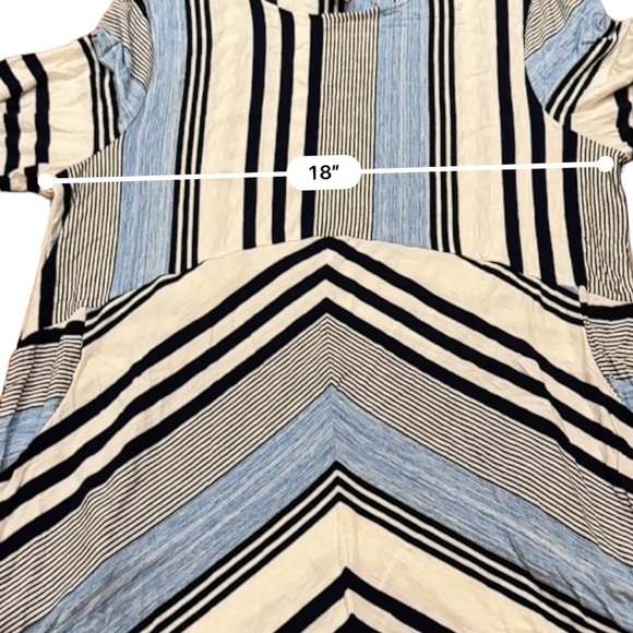 Chicos Women's Blue Striped Tunic Blouse Top Size 2 Large - Picture 5 of 7